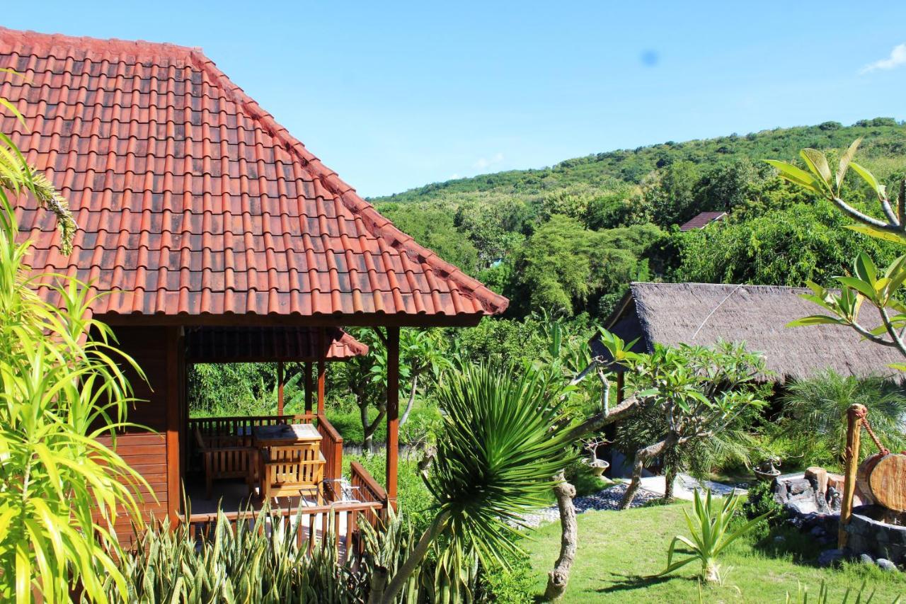 Bamboo Bungalow Jungle View Batununggul Buitenkant foto