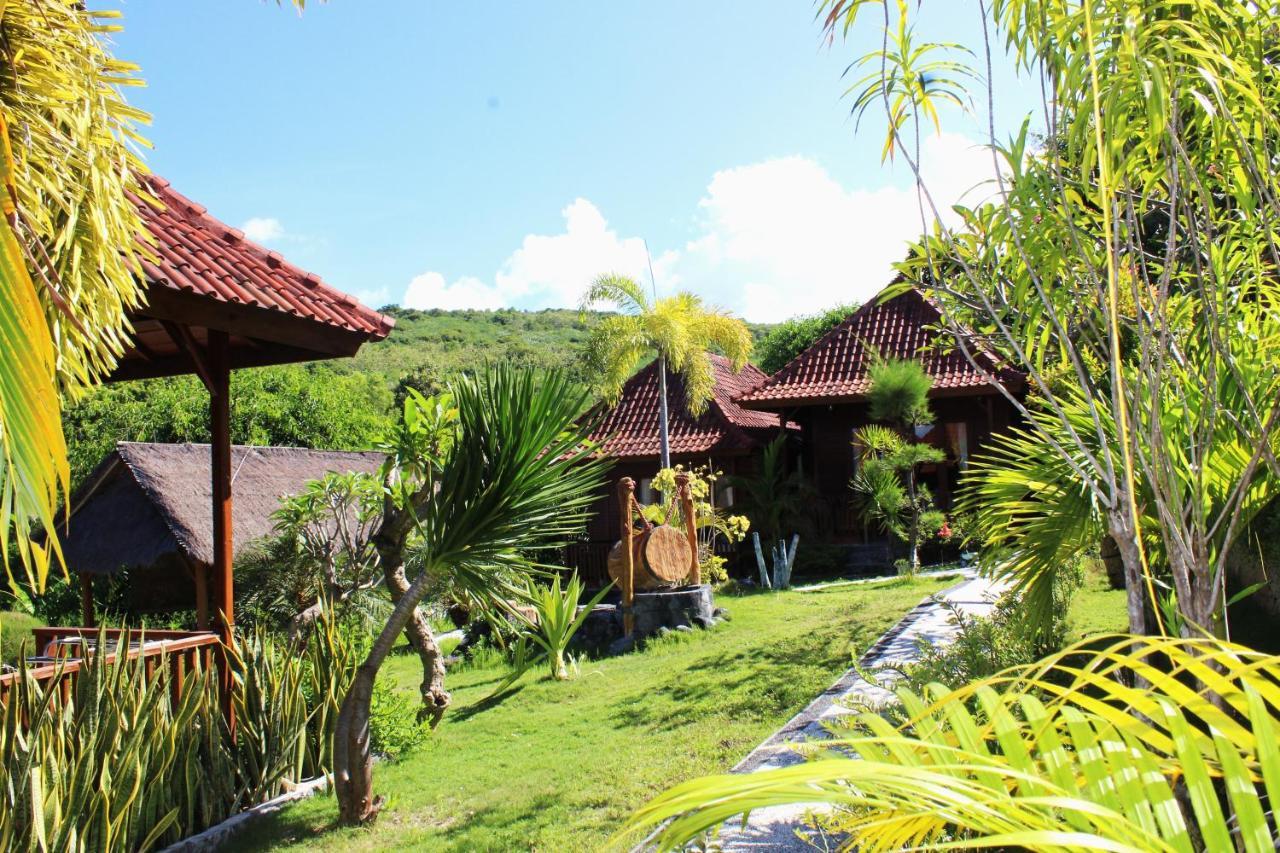 Bamboo Bungalow Jungle View Batununggul Buitenkant foto