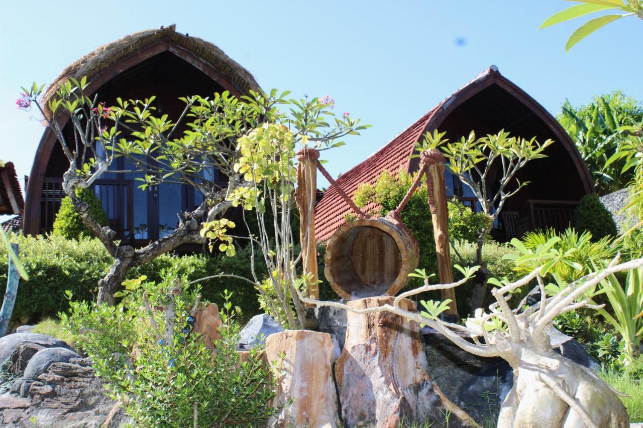 Bamboo Bungalow Jungle View Batununggul Buitenkant foto